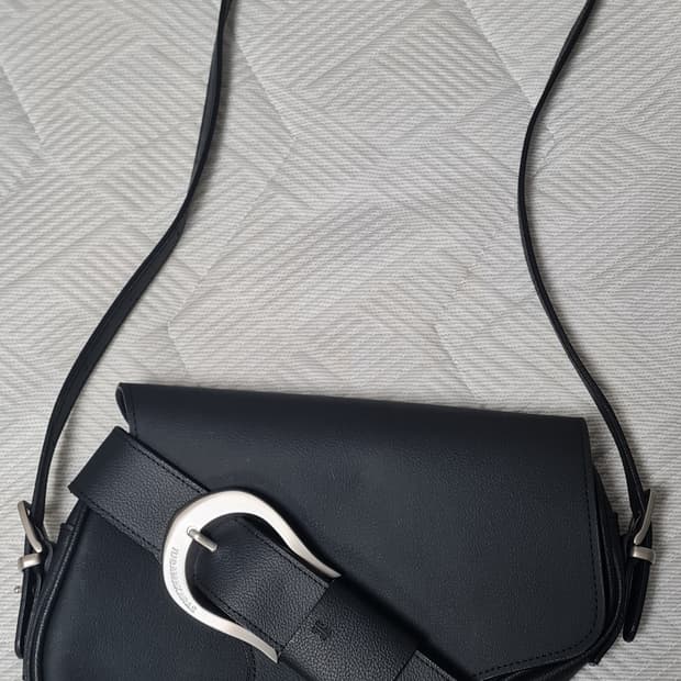 이우가마카라스 숄더백