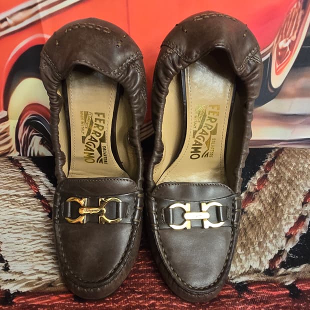 살바토레 페라가모(Salvatore Ferragamo)가죽 로퍼