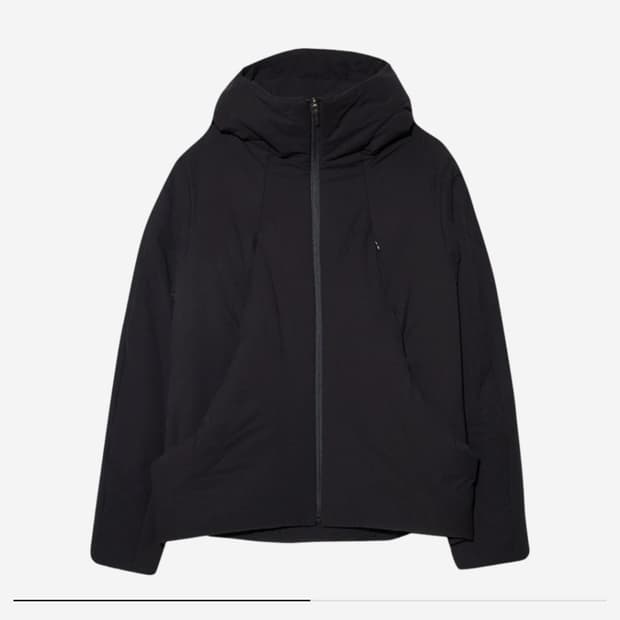 HYEINSEO (혜인서) Puffer Jacket