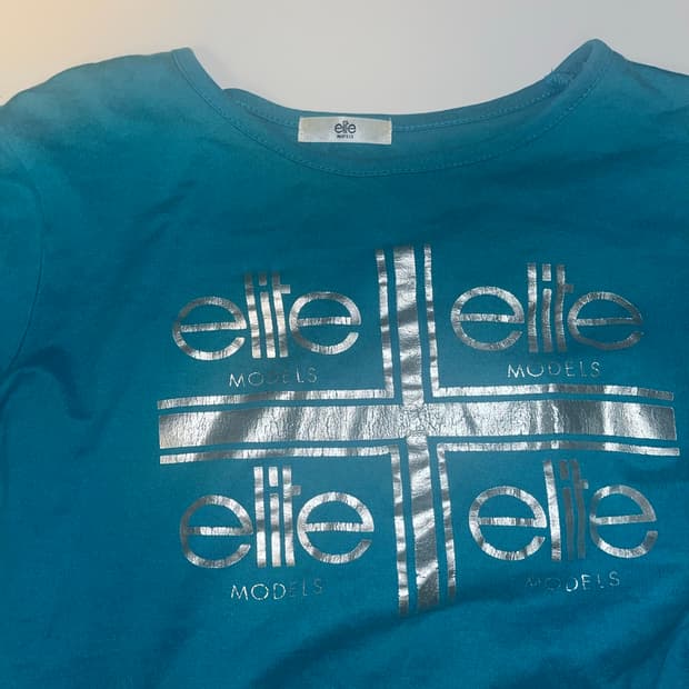Elite model vintage tee