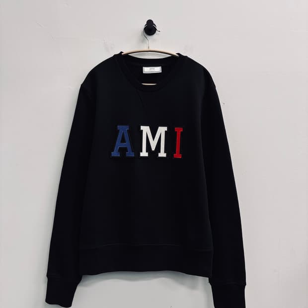 AMI 아미 맨투맨