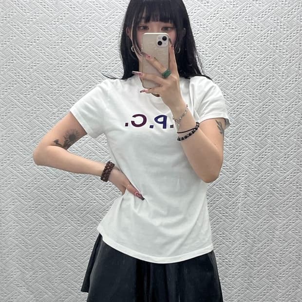 아페쎄 빈티지 스트릿 키치 VPC 벨벳로고 반팔티 S C12055