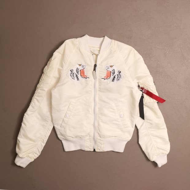 알파인더스트리 스카잔 자수 ma-1 항공점퍼 A1503