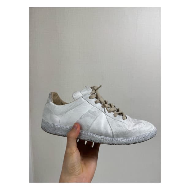 마르지엘라 크랙 페인티드 독일군