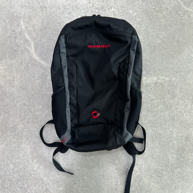 마무트 Mammut XERON LMNT 22 백팩