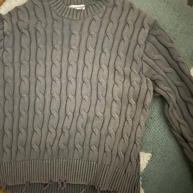 밈더워드로브 데미지 케이블 니트