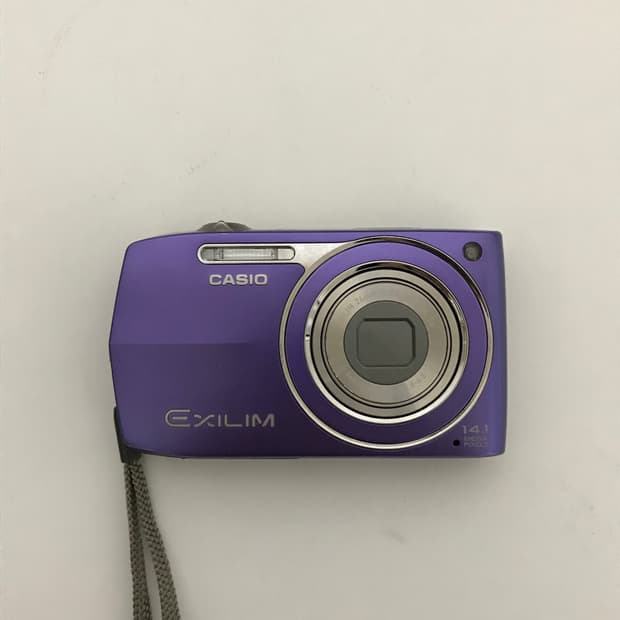 카시오 엑슬림 z2000 퍼플 디카 판매합니다 (작례⭕️한글지원⭕️)