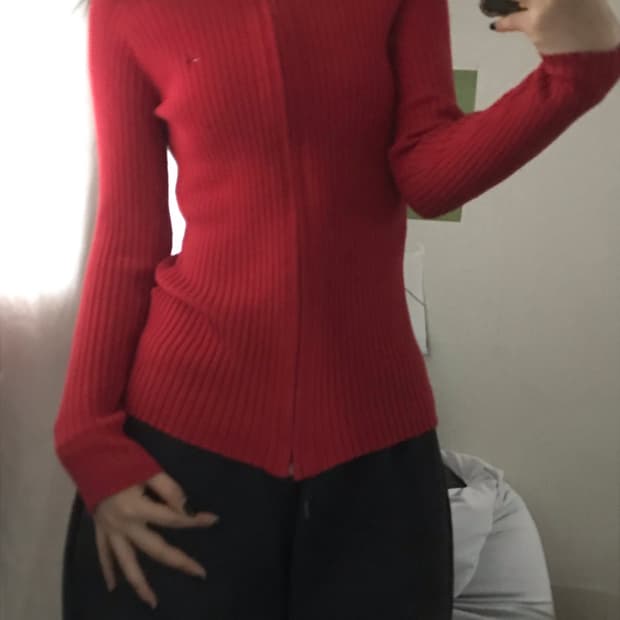 타미힐피거 레드 딱붙핏 니트집업