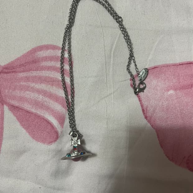 비비안웨스트우드 orb 목걸이