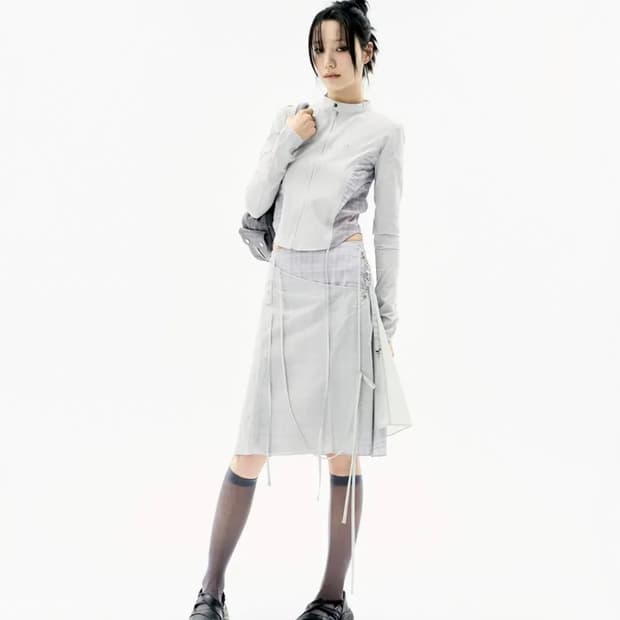 오호스 ojos Layered Strap Flare Skirt