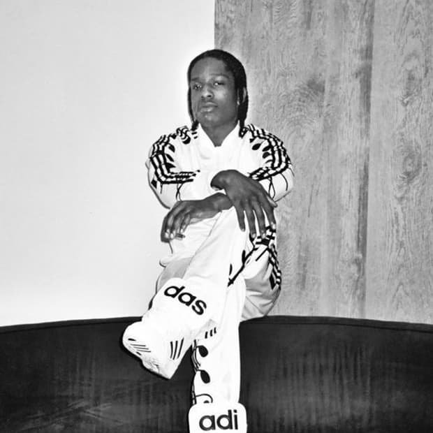 구) Jeremy Scott x Adidas 구합니다