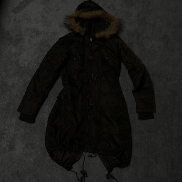 Vintage 00's punk fishtail fur hood 