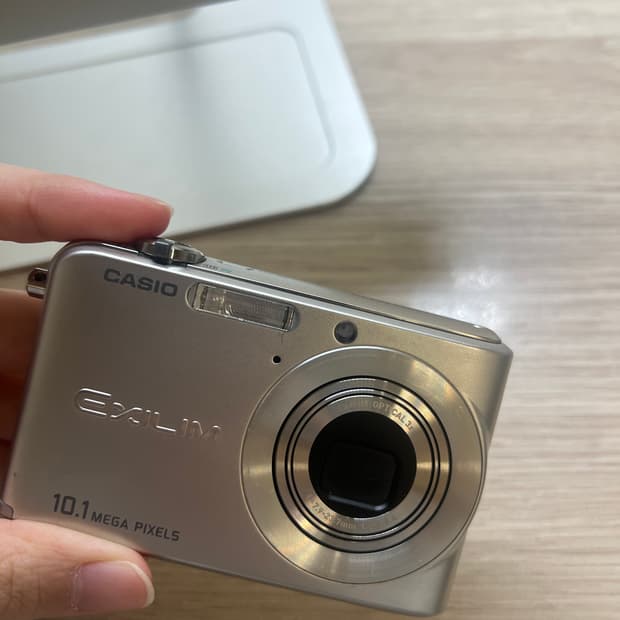 카시오 엑슬림 z1000