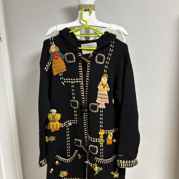 Vintage knit coat