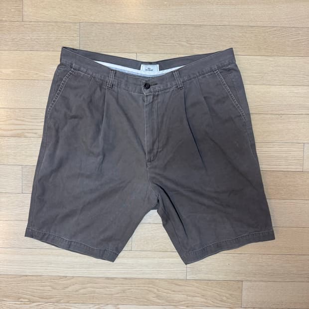 Dockers 플리츠 릴렉스드핏 치노 쇼츠 36인치