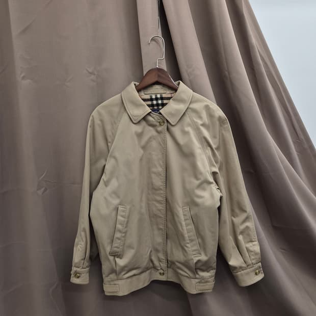버버리 클래식 노바체크 안감 블루종 자켓