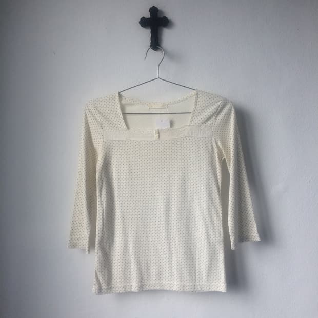 Crochet trimming dot pattern sleeve