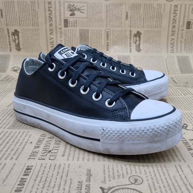 컨버스 리프트 레더 여성스니커즈 235