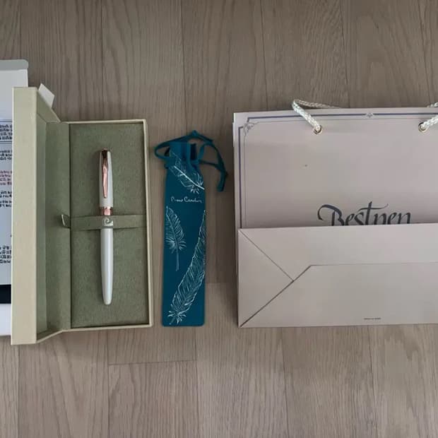 피에르가르뎅 그랜드아쿠아 만년필 EF촉 팝니다! 