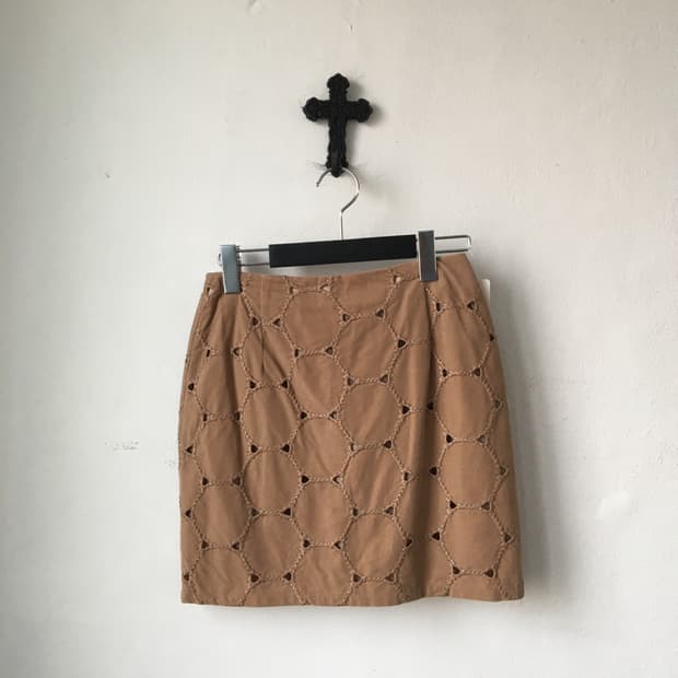 Pattern mini skirt