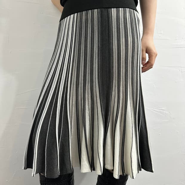 knit design skirt