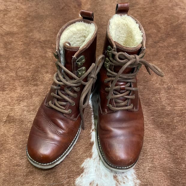 어그 맨즈 레더부츠