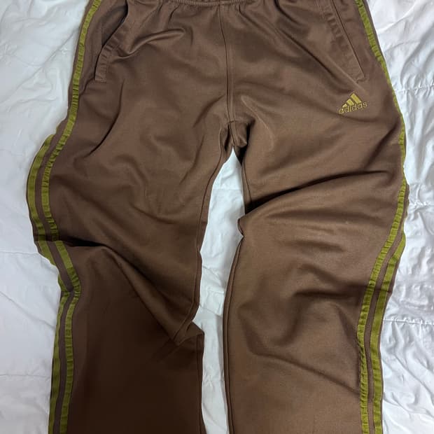 아디다스 카키줄 브라운 바지 츄리닝