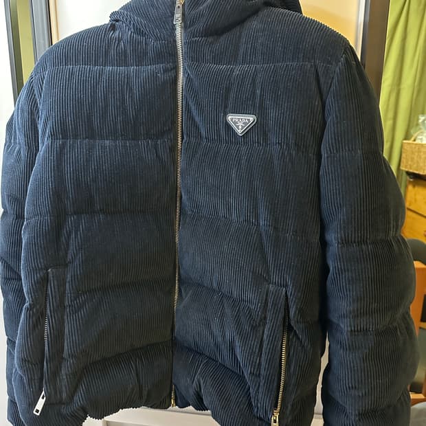 프라다 코듀로이 패딩 50