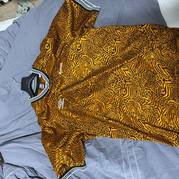 슈프림 x 엄브로 자카드 애니멀 프린트 사커 저지 오렌지 - 23SS