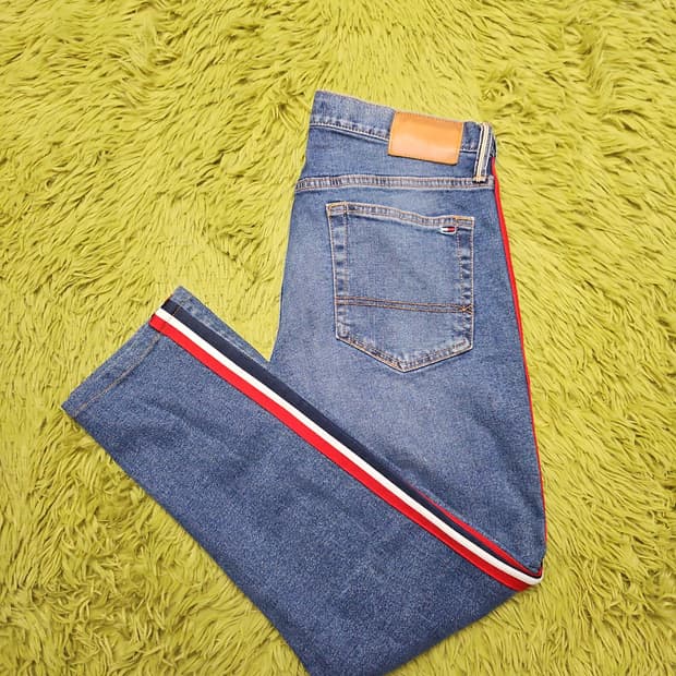 타미힐피거 사이드라인 슬림 테이퍼드 중청 데님 (33/32)