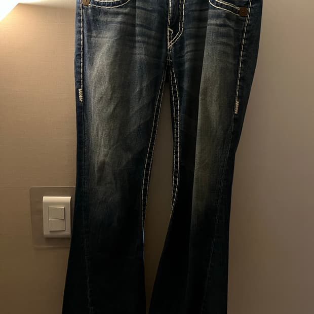 트루릴리전 부츠컷 데님팬츠 31사이즈