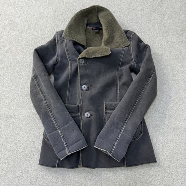 [S] 디젤 여성 빈티지 워싱 무스탕 0107T1