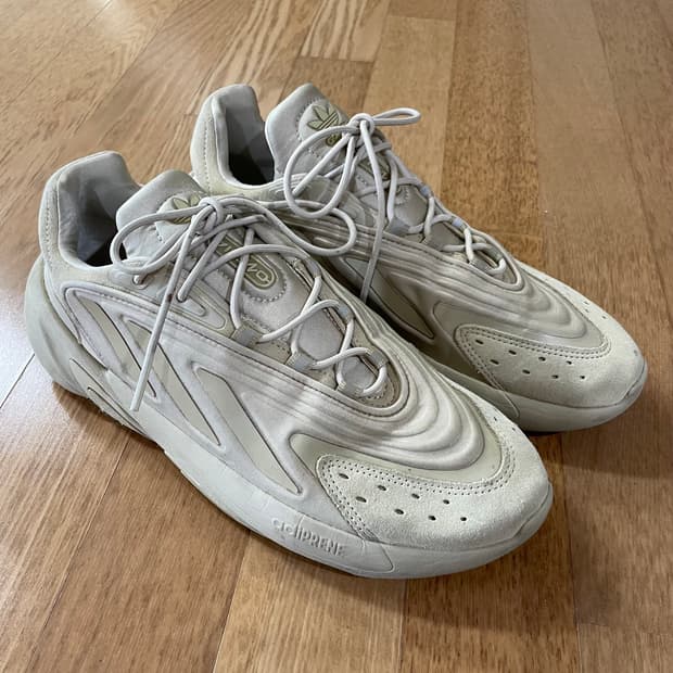 아디다스 오젤리아 운동화 270