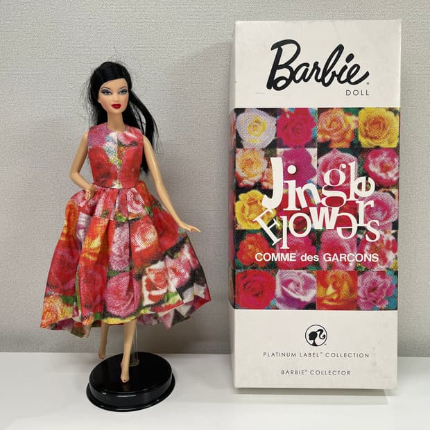 꼼데가르송 x 바비 플래티넘 라벨 컬렉션 인형 징글 플라워 한정