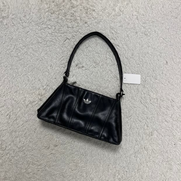 아디다스 에어라이너 숄더백