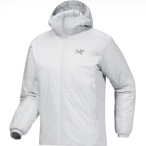 아크테릭스 아톰 sv 후디 솔리튜드