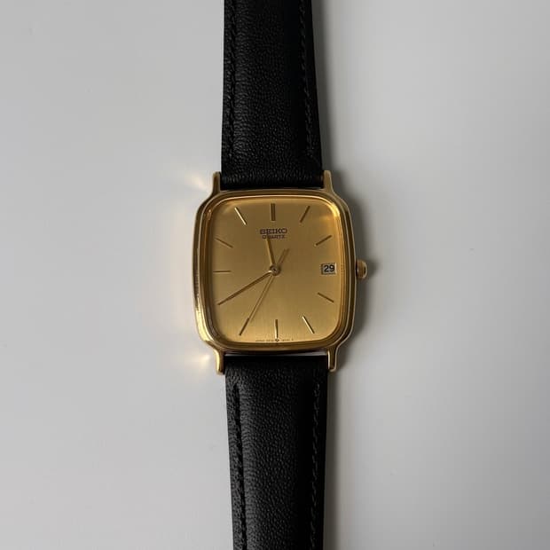 1980s Gold Square Quartz