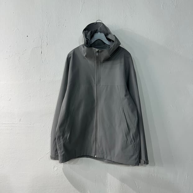 유니클로 그레이 바람막이 자켓 L