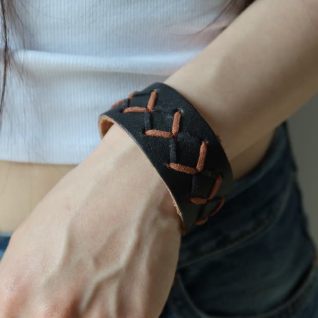 bradied leather cuff