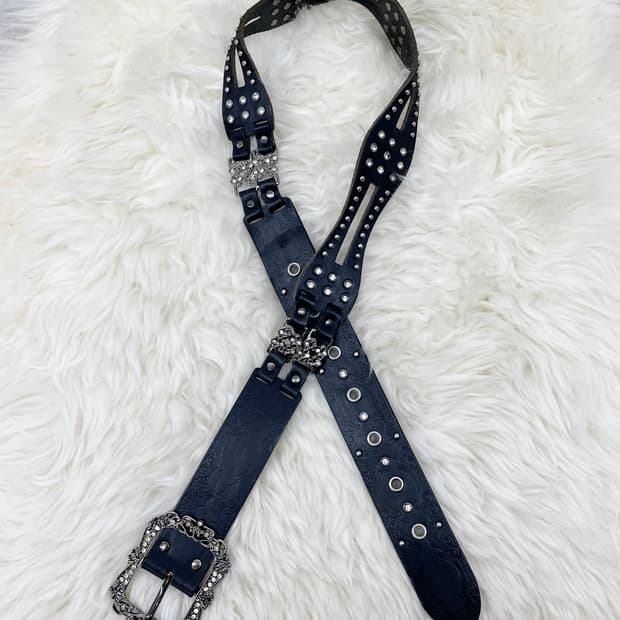 리얼레더 절개 펀칭 디테일 버클 벨트