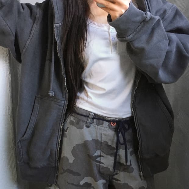 Stussy 스투시 차콜 컬러 피그먼트 후드집업