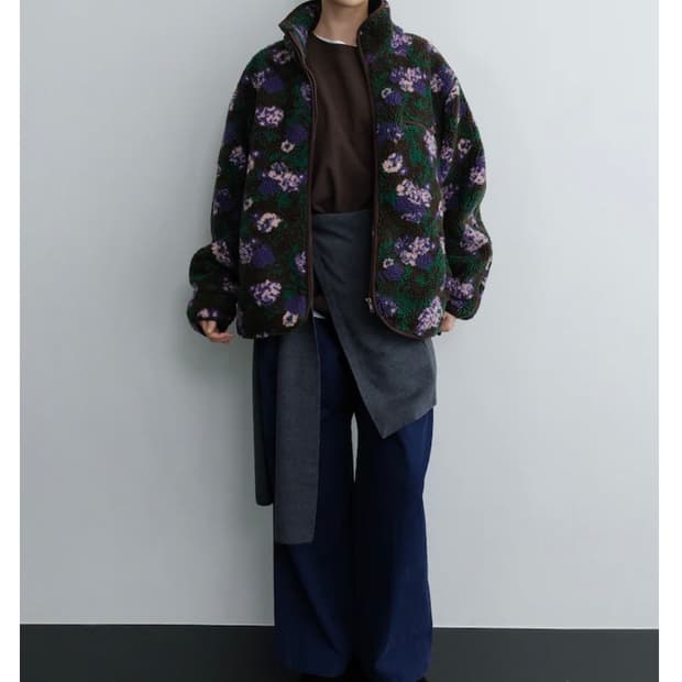 디애퍼처 플라워 후리스