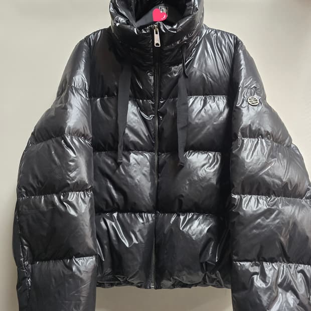 칼라거펠트 프리미엄 구스다운 숏 패딩 88