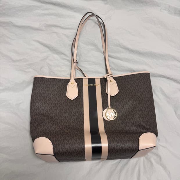 마이클코어스 숄더백