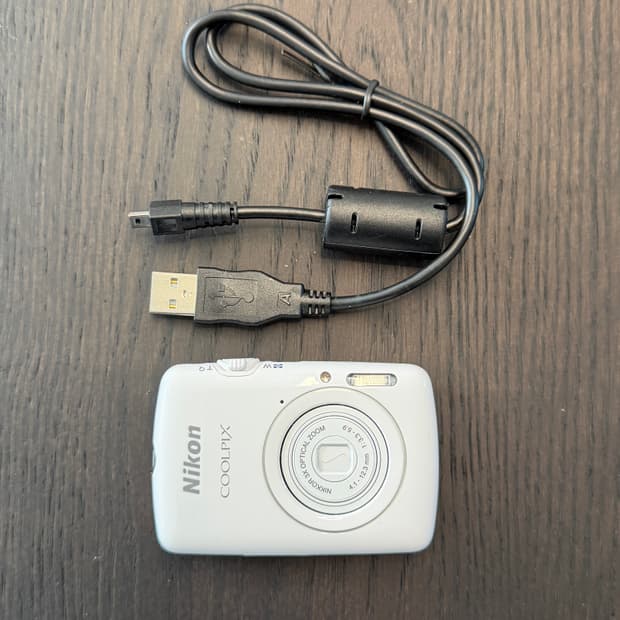 [민트급]쿨픽스 s01 화이트 (제니디카)