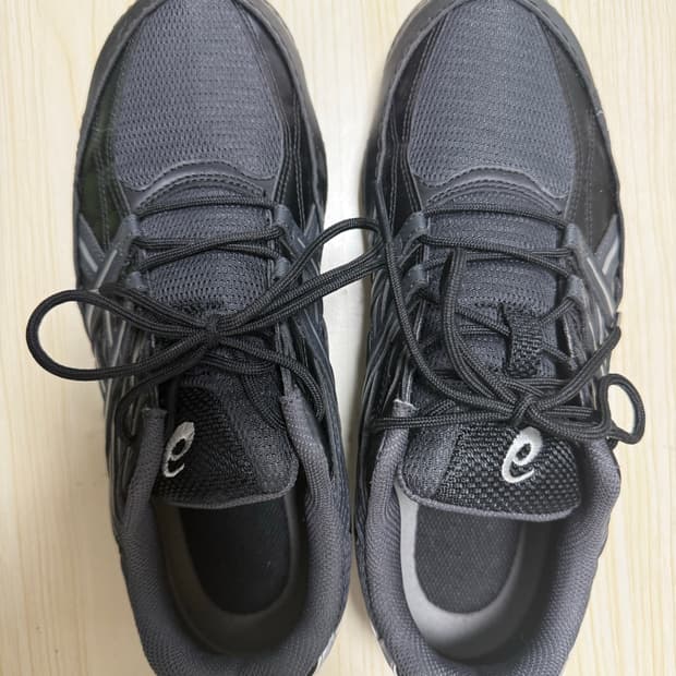 아식스 하이퍼싱크 260 블랙