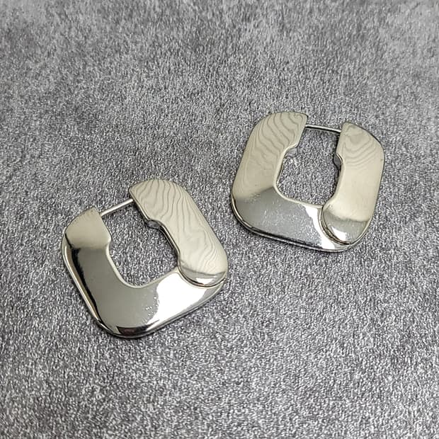 square metal earrings