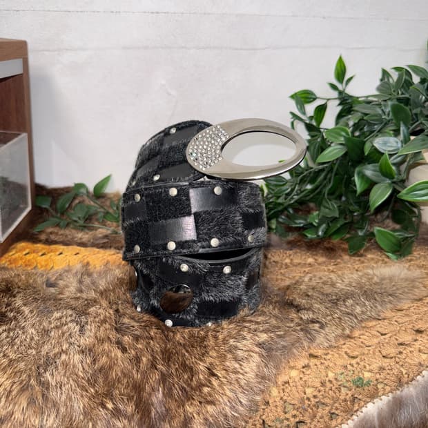 Tomboy black fur checkerboard stud belt