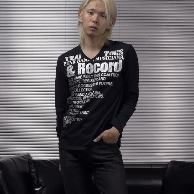 {Corn Flake} Silver Lettering L/S Tee   