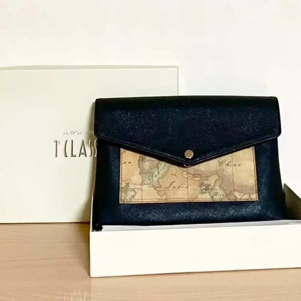 프리마클라쎄 클러치백